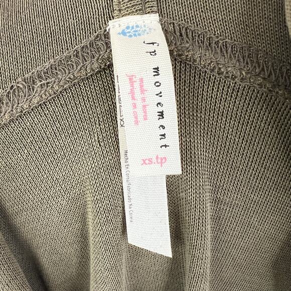 FREE PEOPLE Movement Back Into It Olive Green Long Sleeve Rounded Hoodie Sz XS - Picture 8 of 9